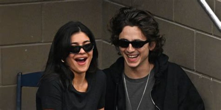 Anna Wintour still hates and refuses to acknowledge Kim Kardashian