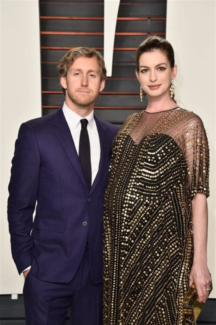 Anne Hathaway & Adam Shulman welcome baby boy Jonathan Rosebanks