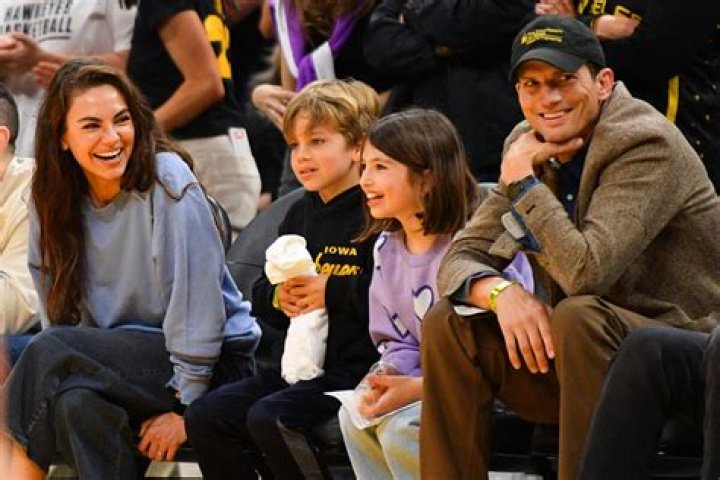 Ashton Kutcher not happy about Mila Kunis’s frumpy, low maintenance appearance