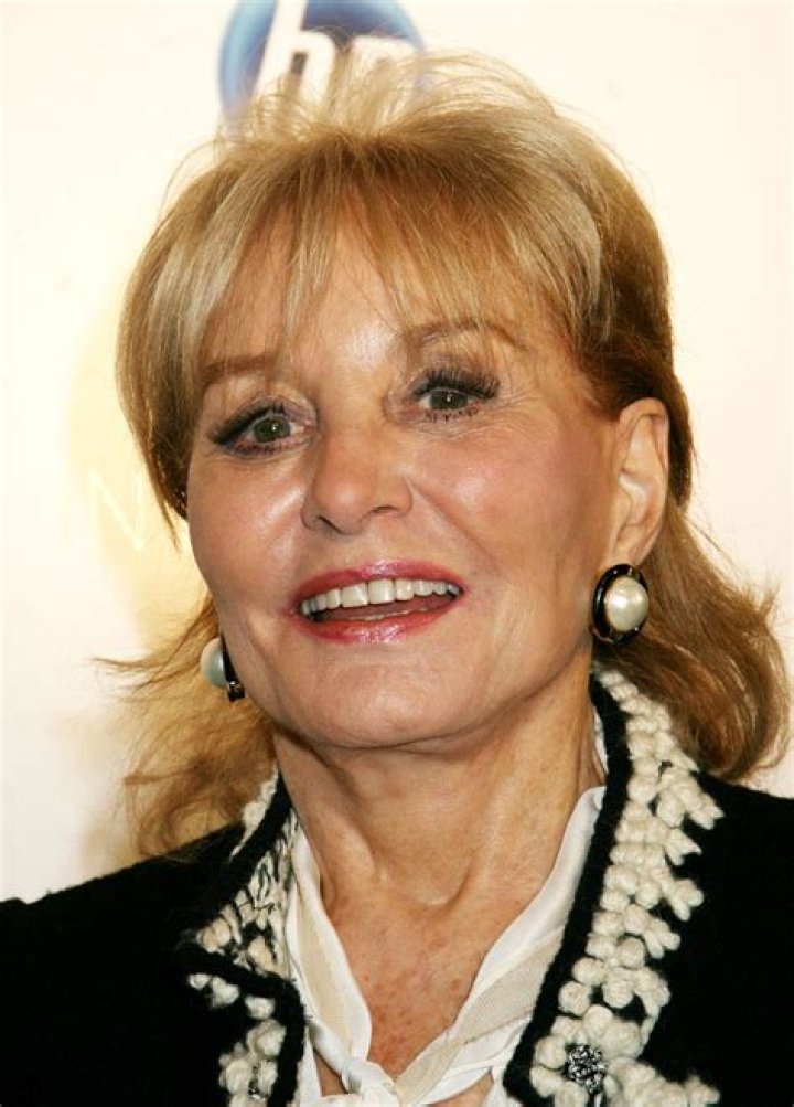 Barbara Walters’ new face: improvement or stop with the chipmunk cheeks?