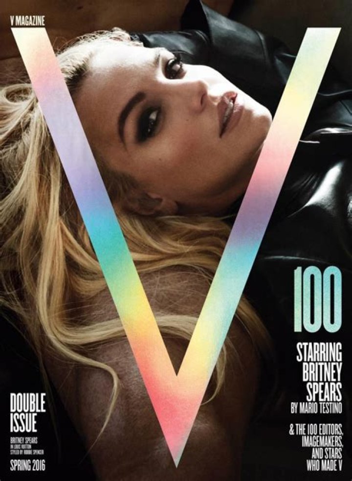 Britney Spears covers V Magazine: is something different/off with her face?