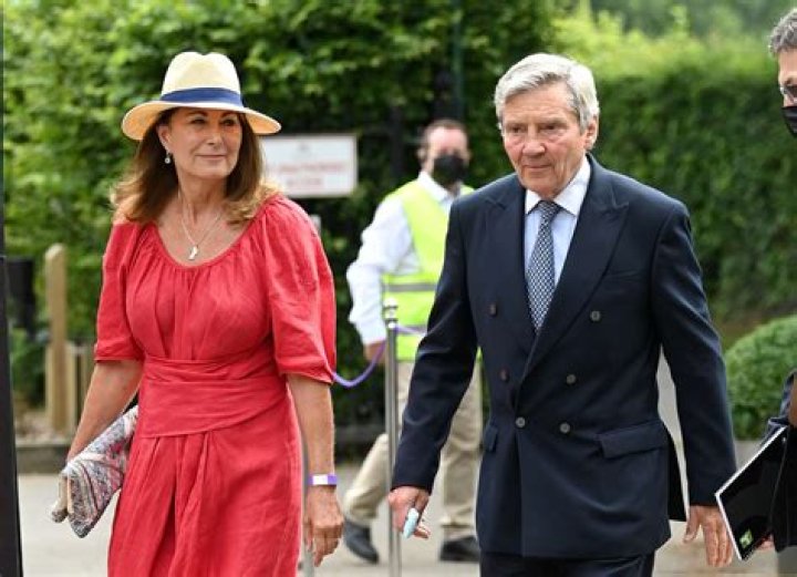 Carole & Michael Middleton finally sold debt-ridden & ‘insolvent’ Party Pieces