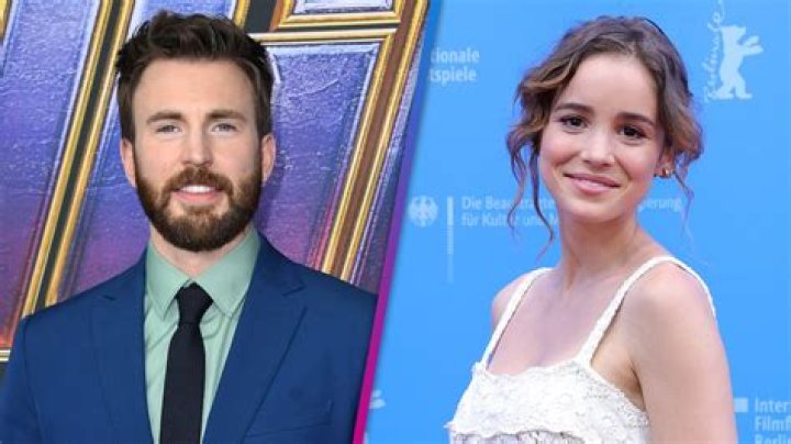 Chris Evans is apparently dating a ‘nice, down-to-earth girl’ in Massachusetts