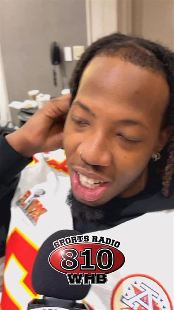 Chris Rock wants everyone to know: he has not been obsessed with Jada for 30 years