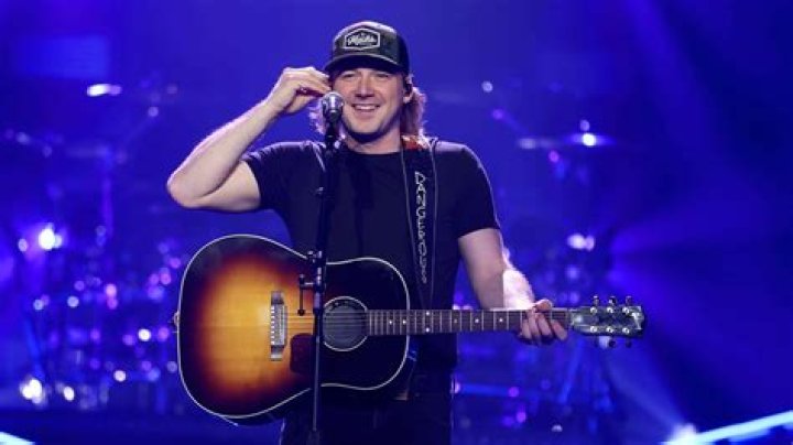 Country-music star Morgan Wallen said the n-word & now he’s being shunned