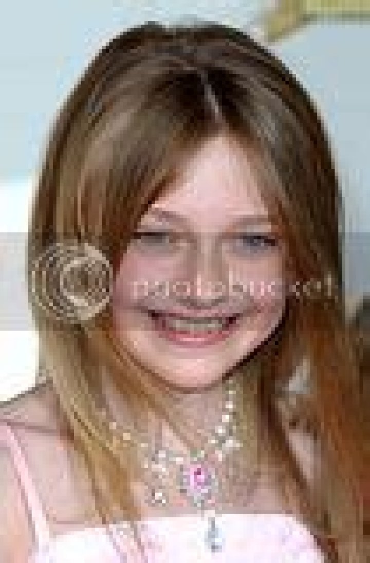 Dakota Fanning grows up overnight