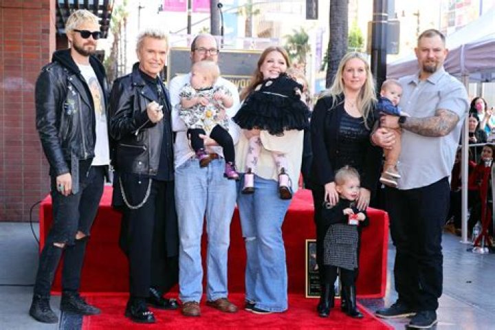 Did Billy Idol kill his cheating girlfriend’s kitten in a fit of rage in the 1980s?