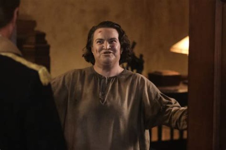 Gerard Butler looks like a dirty, puffy pilgrim