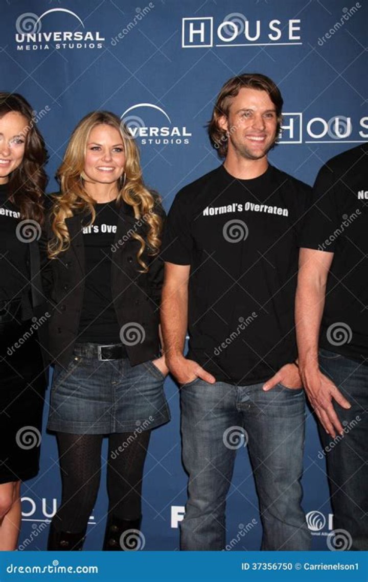 House’s cute couple, Jesse & Jennifer, have moved on IRL (mild spoilers)