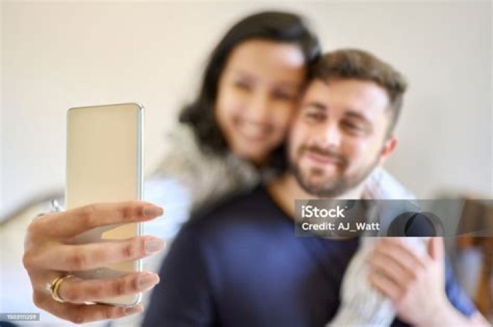 Jana Kramer finds cheating texts on husband’s phone ‘every time’ she looks