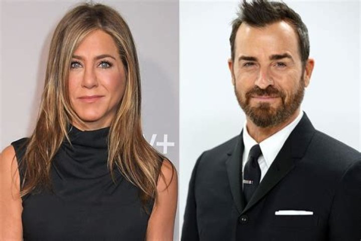 Jennifer Aniston & Justin Theroux do the ‘Wanderlust’ red carpet separately