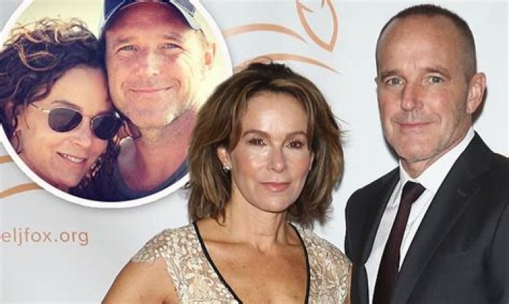 “Jennifer Grey & Clark Gregg are divorcing after 19 years of marriage” links