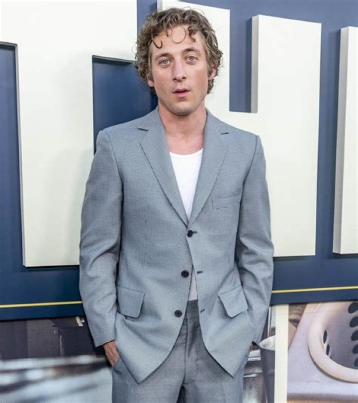Jeremy Allen White was papped out with his estranged wife and their kids