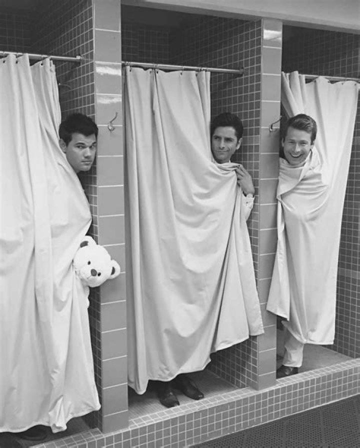 John Stamos goes without pants for Paper Magazine: not bad or put it away?