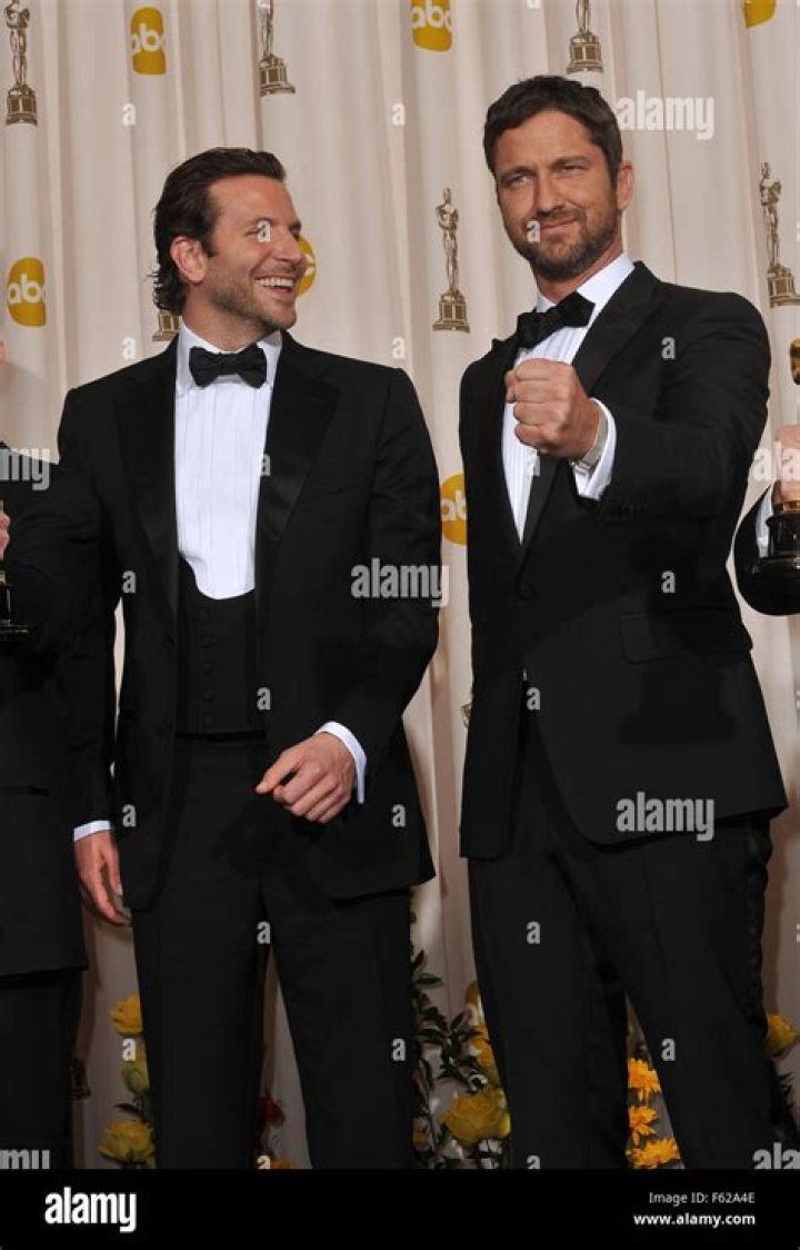 Jennifer Aniston must choose between Gerard Butler & Bradley Cooper