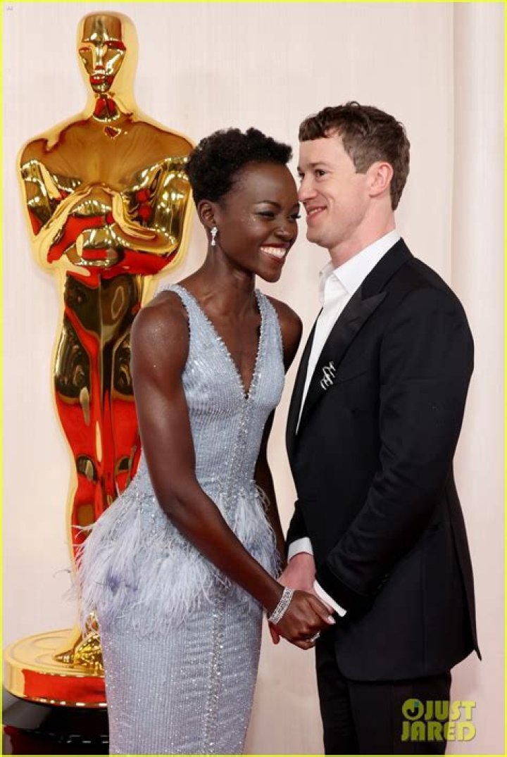 	Lupita Nyong’o wore Armani to the VF Oscar party: sleek & beautiful?	