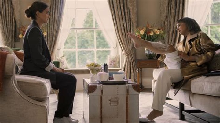 Oscar Fashion: Marisa Tomei in 60 year-old vintage Charles James: pretty or too fussy?