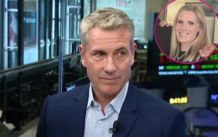 Michelle Branch is trying to reconcile with her cheater husband Patrick Carney