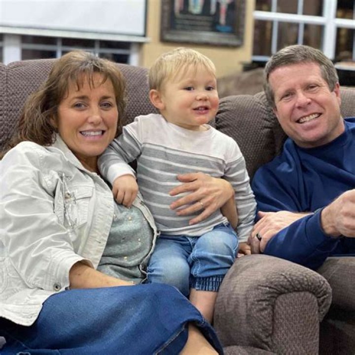 Michelle Duggar to her family: “someone’s expecting!”