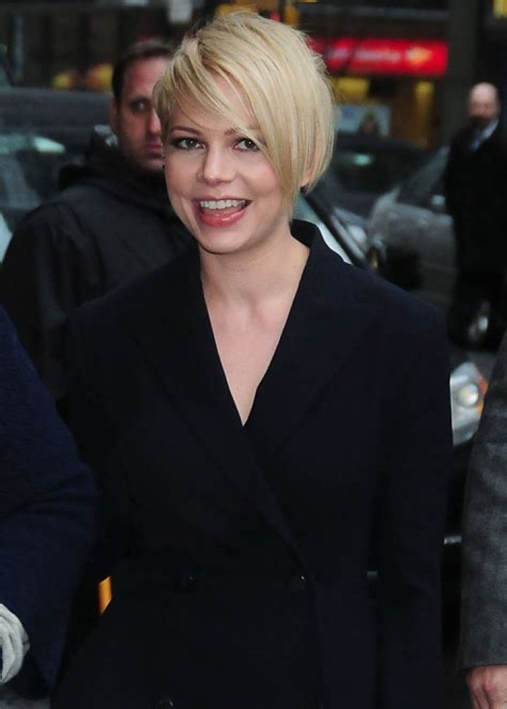 Michelle Williams is growing out her hair, admits ‘the mid-stage is insufferable’