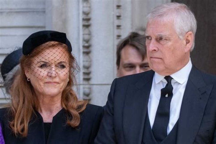 Sarah Ferguson & Prince Andrew get a lot of support from the king & queen