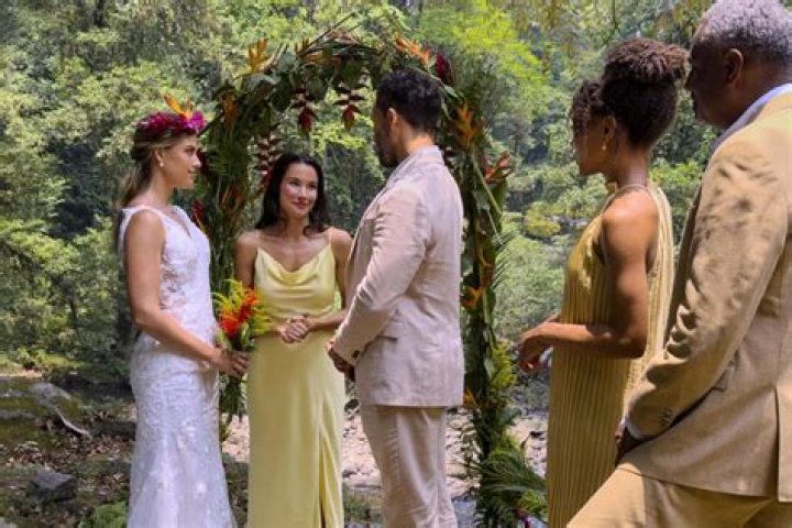 Shots fired at Costa Rican wedding of Gisele Bundchen & Tom Brady