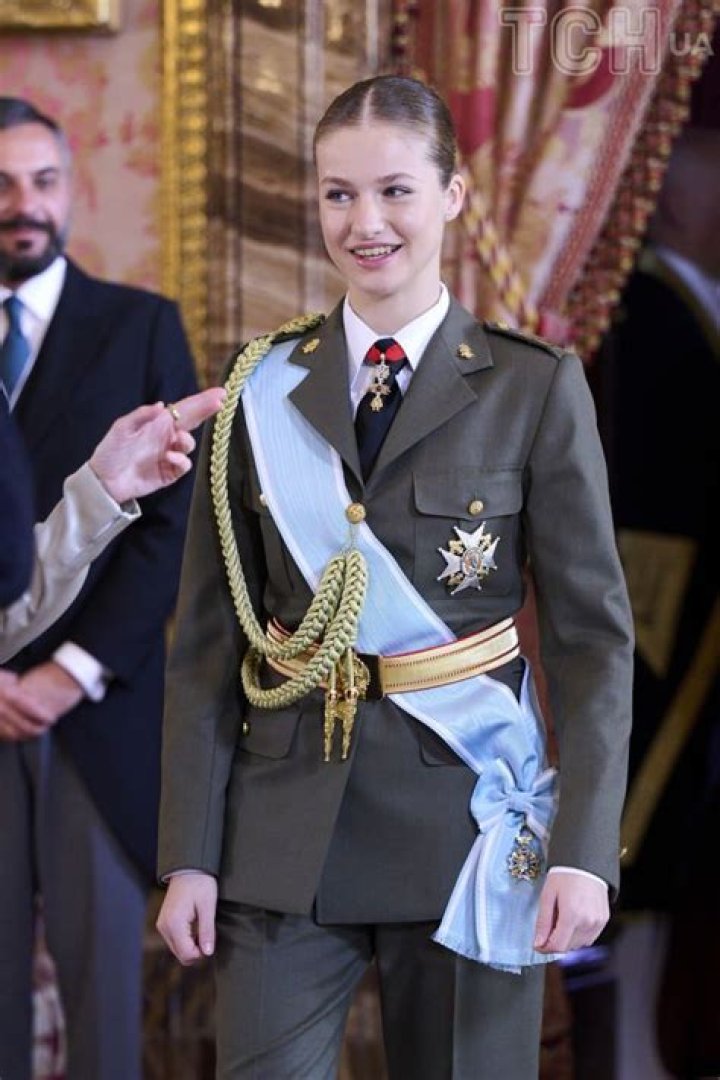 Spain’s Princess Leonor, 17, got dropped off at a military academy last week