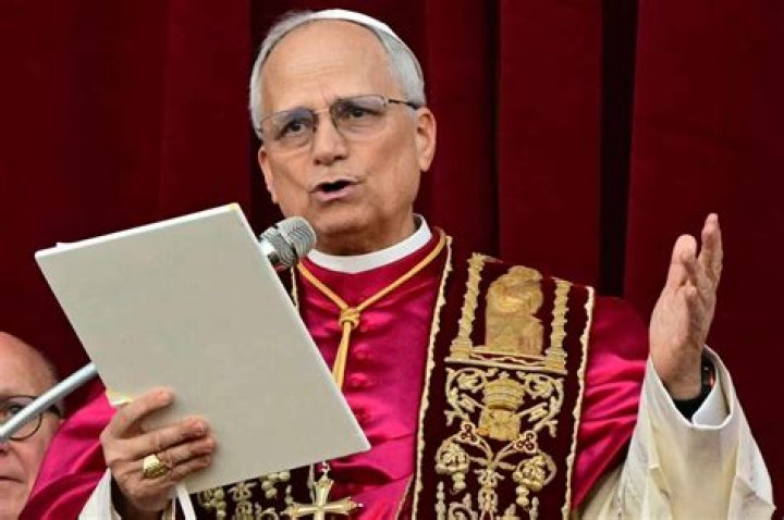 Us & Star: Rihanna & Leo have hooked up for years, ‘he’s the best she ever had’