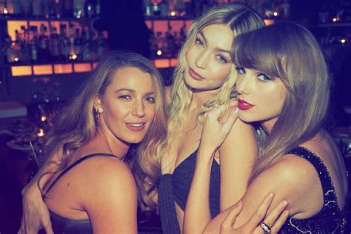 bitchy | Taylor Swift, Blake Lively and friends attend a private party at Lucille Pizza restaurant in Brooklyn
