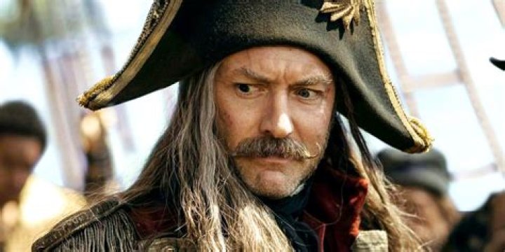 Tom Hiddleston will voice Captain Hook in ‘The Pirate Fairy’ & he sings too