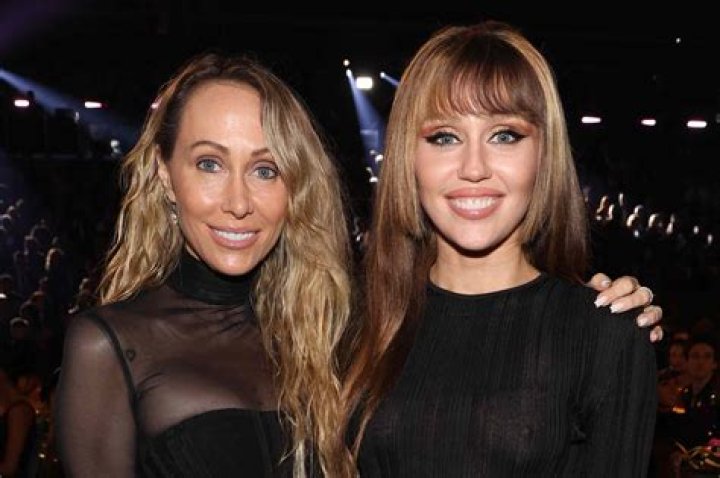 Us Weekly: Tish Cyrus (Miley’s mom) had an affair with Bret Michaels